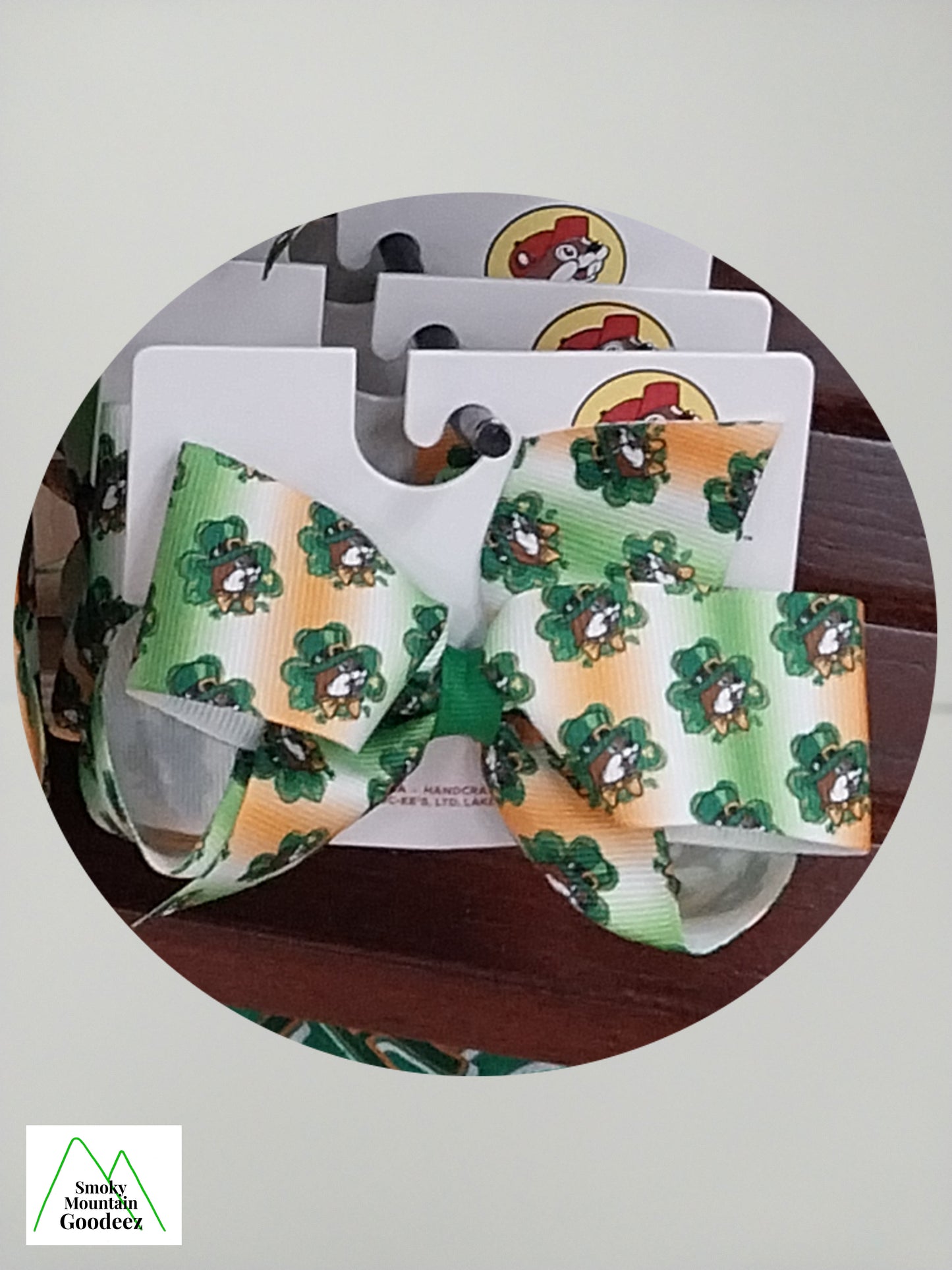 Buc-ee's St. Patrick's Day Small Hair Bow