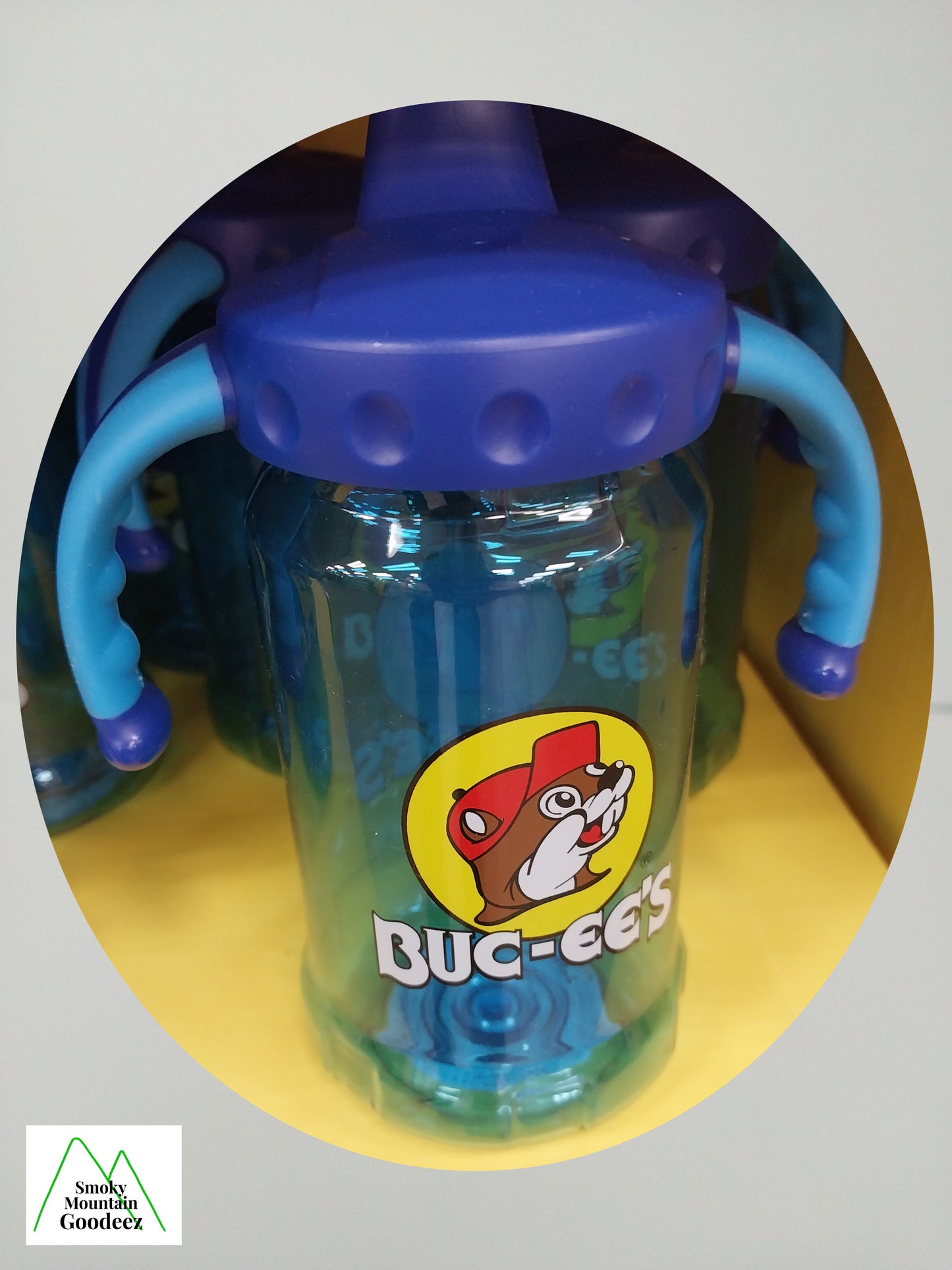 Buc-ee the Beaver Sippy Cup in Light Pink / Blue