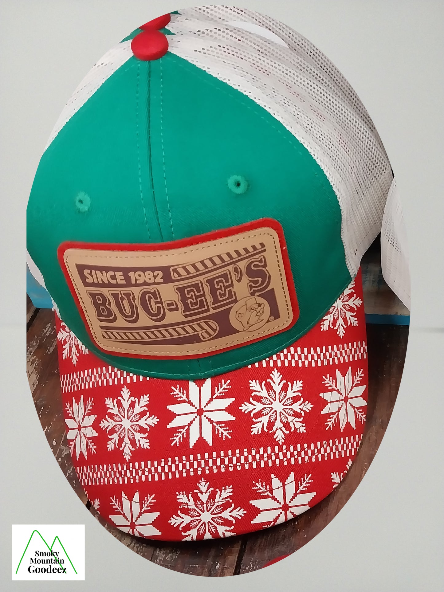 Buc-ee's Christmas Snow Flake Trucker Hat